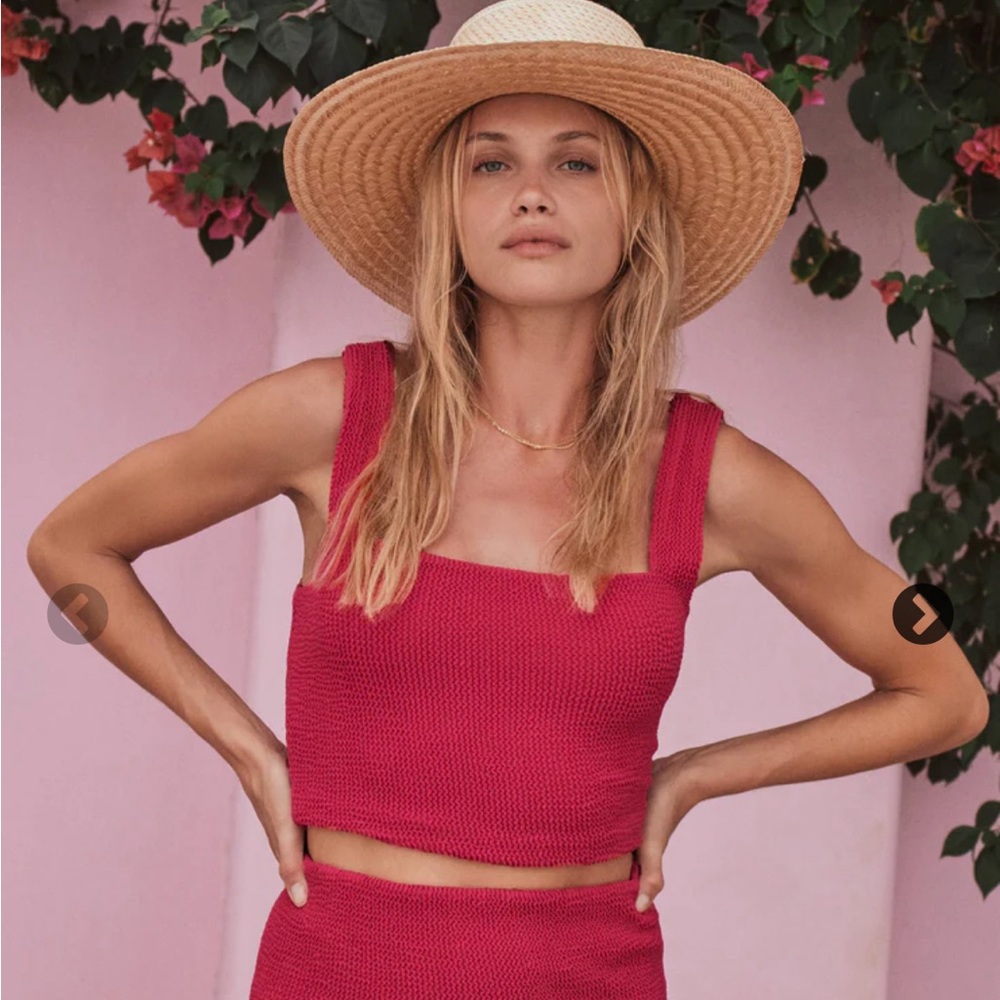 Z Supply ANDEZ CRINKLE STRETCH KNIT TANK in Dragon Fruit size XS/S